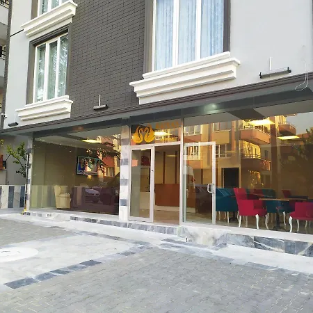 Kuyas Aparthotel